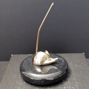 VGT,Brass Mouse On Marble Base Paperweight/Ring Holder/Receipt Holder.